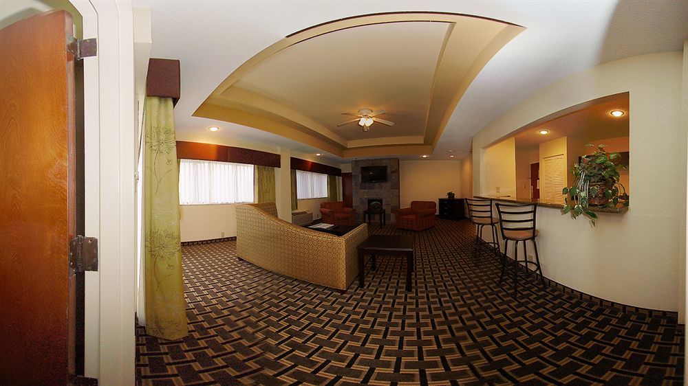 Quality Inn & Suites Greenville Near Downtown Bagian luar foto